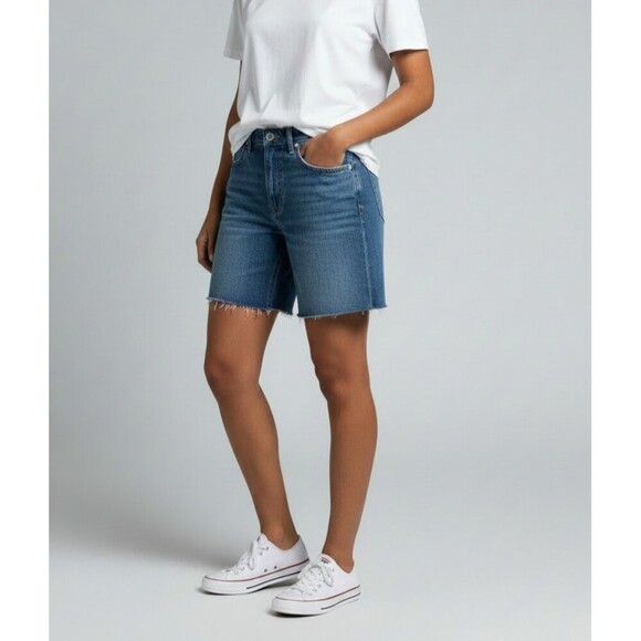 Pilcro Pants - Pilcro High Rise Baggy Denim Shorts Size 26 Medium Wash Raw Hem Cutoff